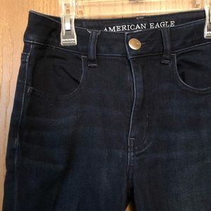 Dark wash American Eagle skinny jeans